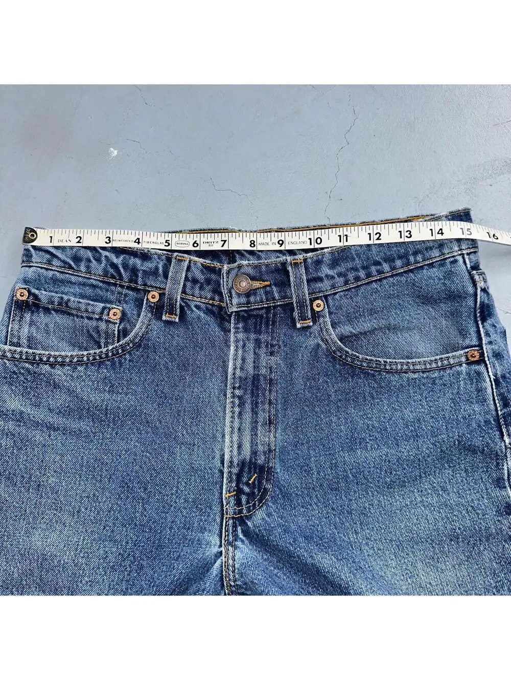 Levis 550 Vintage 90s USA Red Tab Relaxed USA Blue Med Wash Jeans 32x32 Ac 31x30